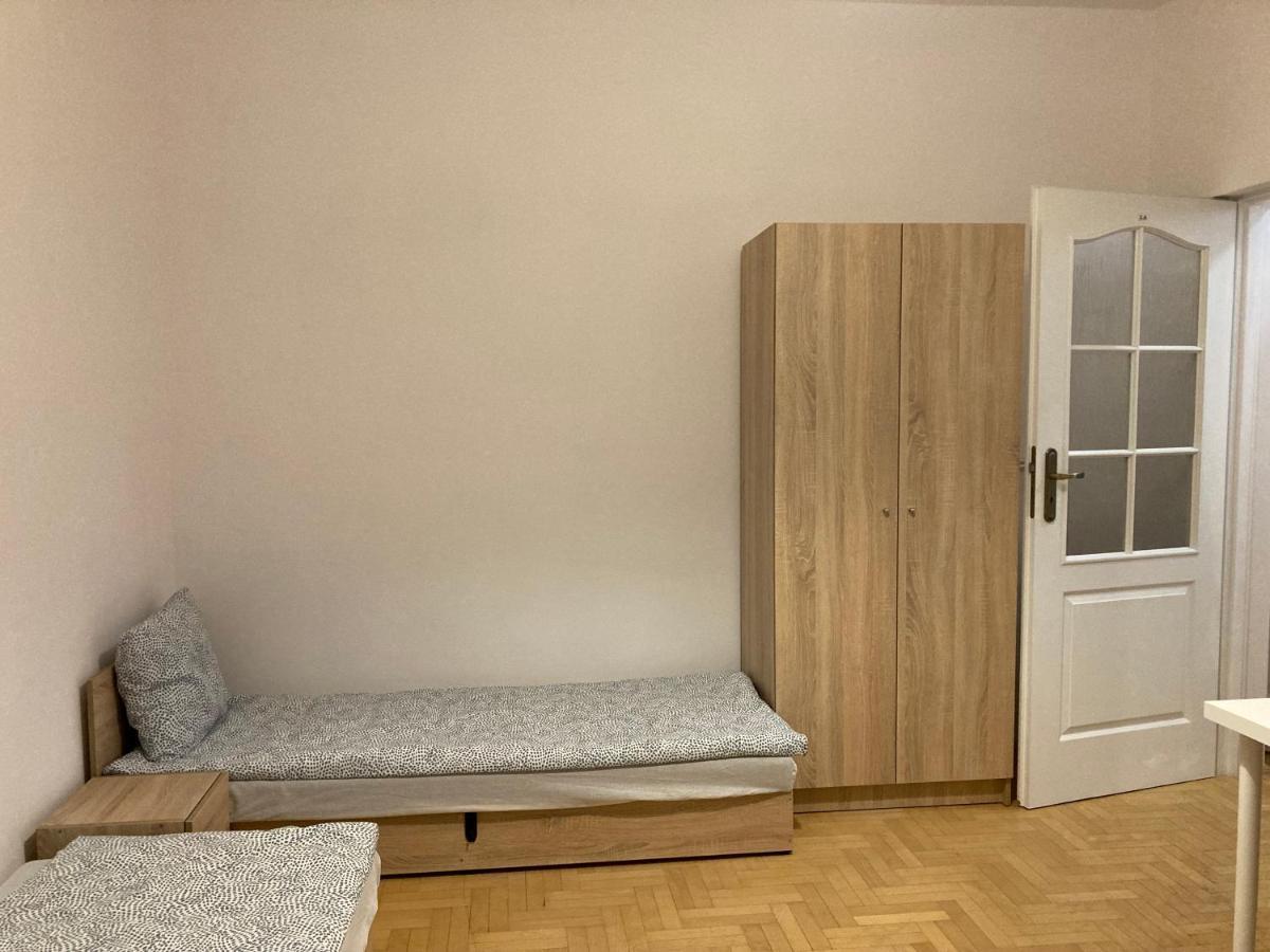Apartamenty Prokocim Krakow Bagian luar foto