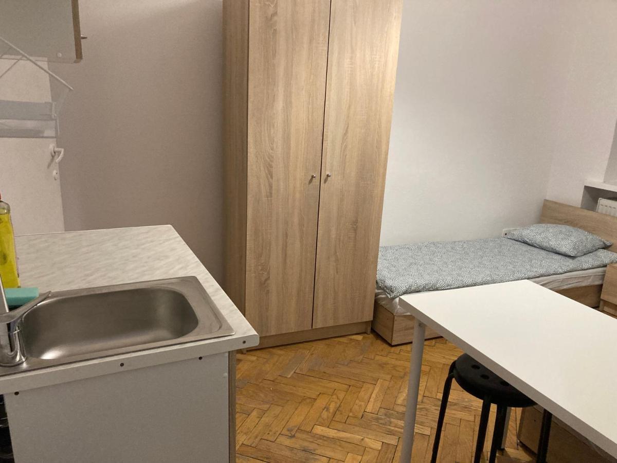 Apartamenty Prokocim Krakow Bagian luar foto